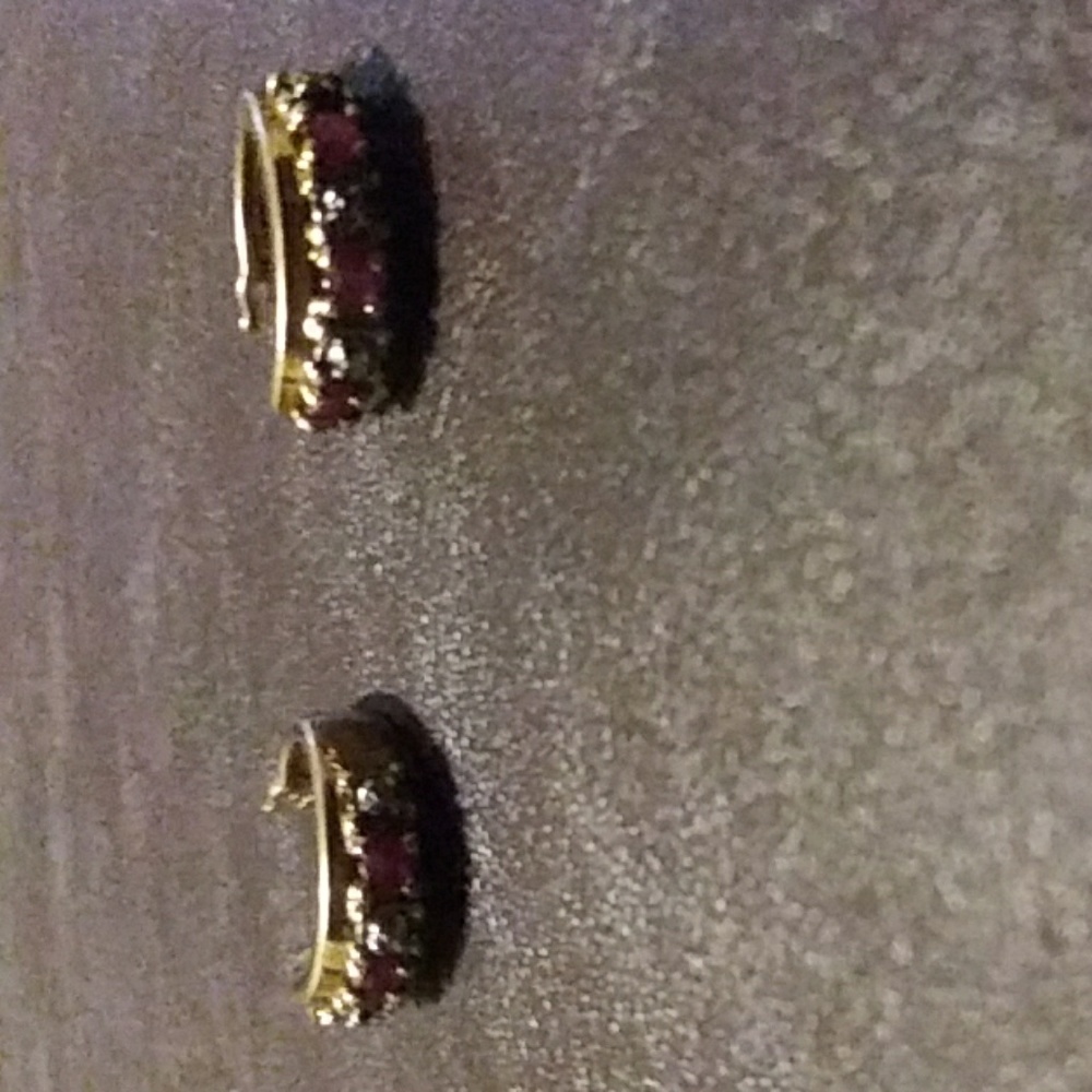Gold plated as well as 925 sterling silver earring